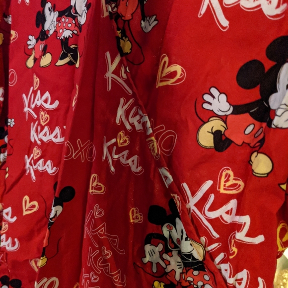 Disney Mickey Mouse and Minnie Mouse Scrub top - Picture 12 of 16
